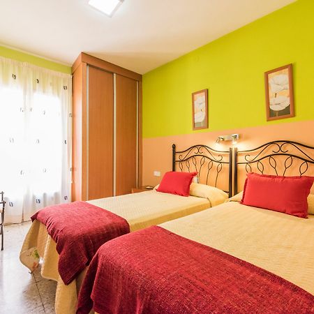 Hostal Arkanta Arganda Del Rey Esterno foto