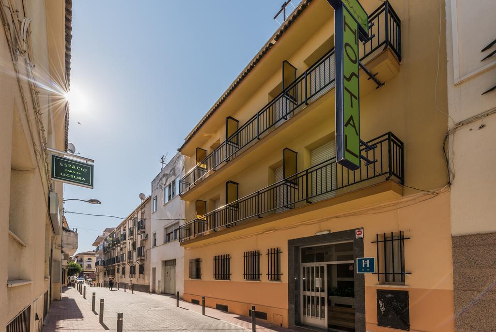 Hostal Arkanta Arganda Del Rey Esterno foto