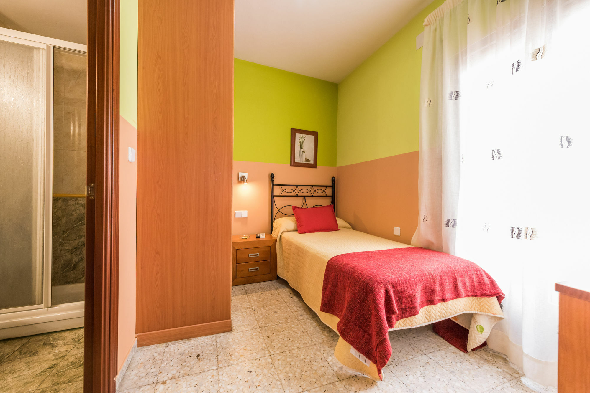 Hostal Arkanta Arganda Del Rey Esterno foto